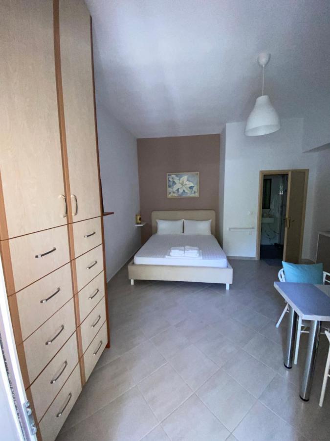 Lr Apartment Sarandë